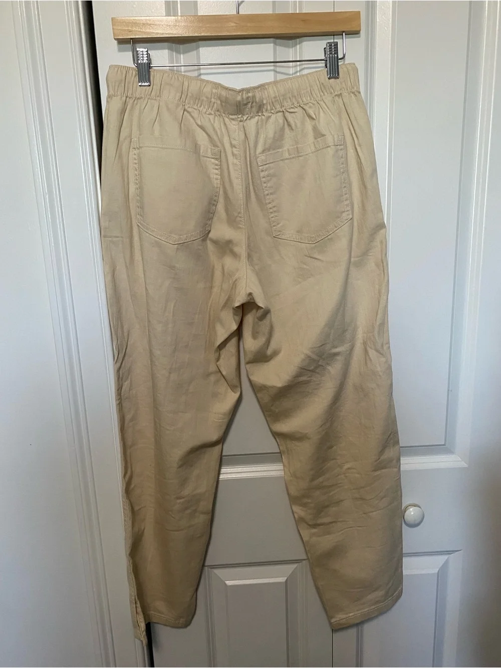 Banana Republic Mid Rise Summerweight Beige Drawstring Pull On Chinos